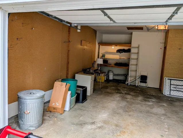 $239,500 | 2302 Blackthorn Drive, Champaign, IL 61821