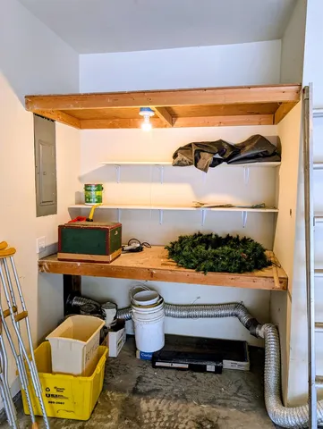 $239,500 | 2302 Blackthorn Drive, Champaign, IL 61821