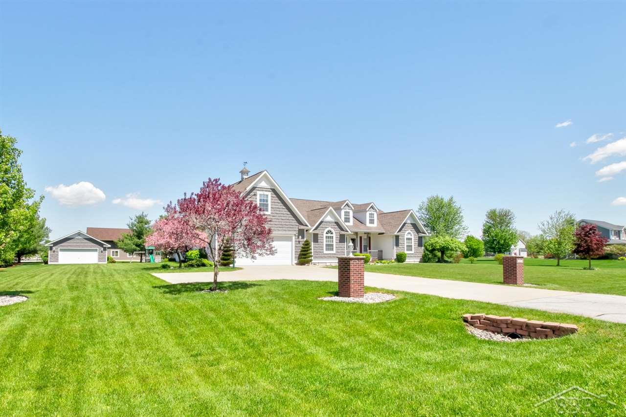 10372 Dice Road Freeland, MI 48623 - Photo 3 of 47
