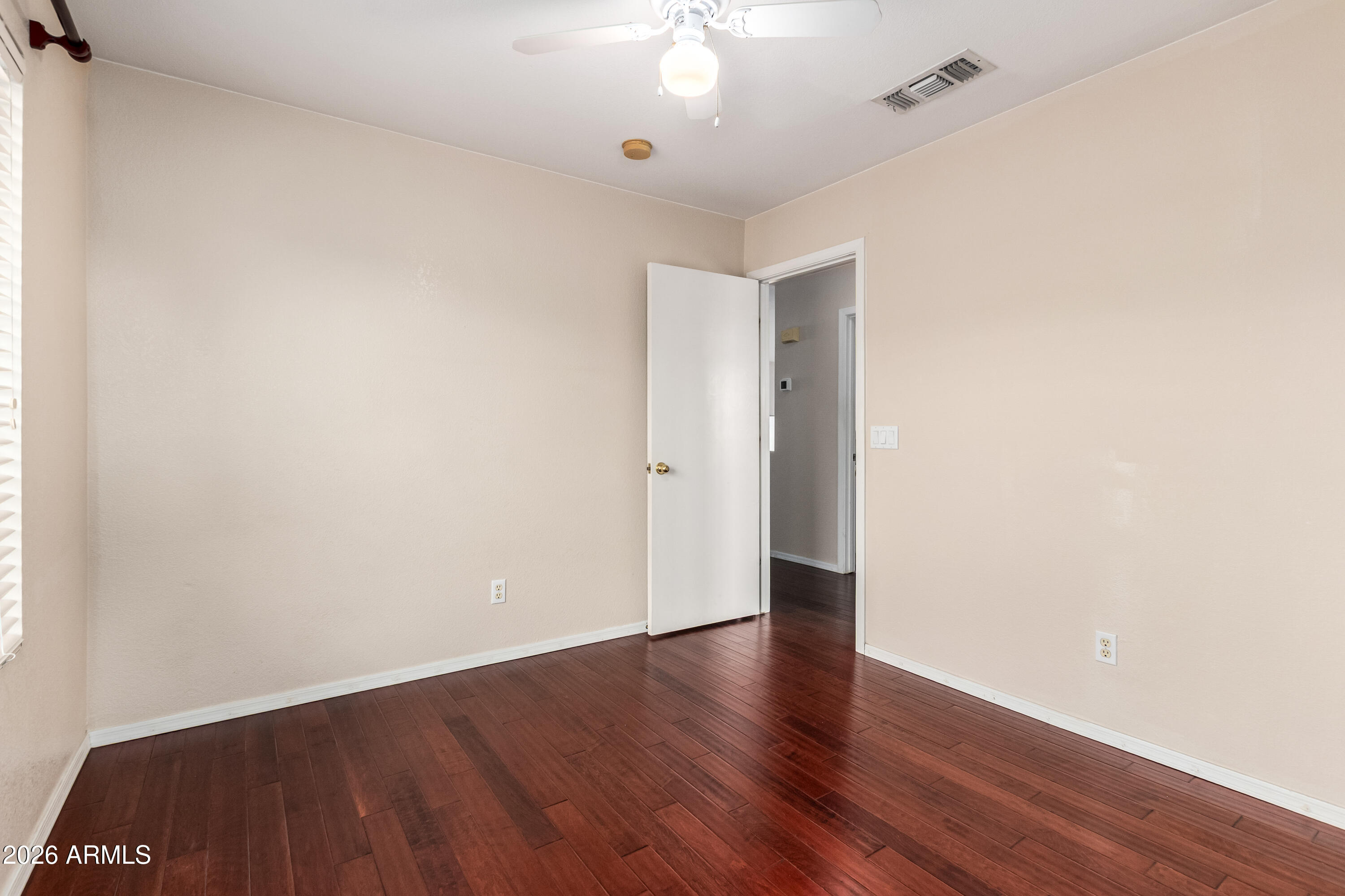 886 West Windhaven Avenue Gilbert, AZ 85233 - Photo 22 of 35 Secondary Bedroom
