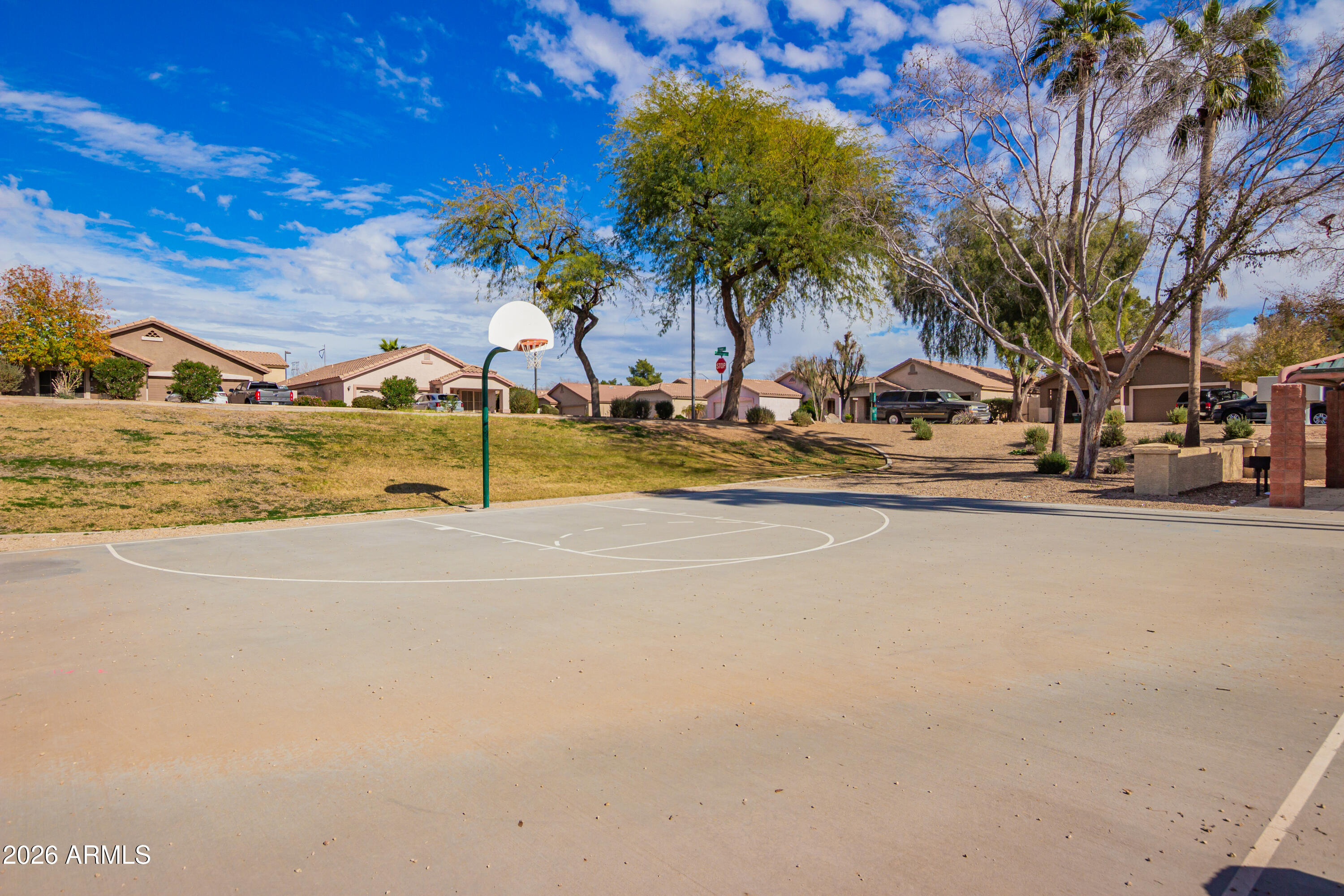 886 West Windhaven Avenue Gilbert, AZ 85233 - Photo 34 of 35 Community Basketball Court