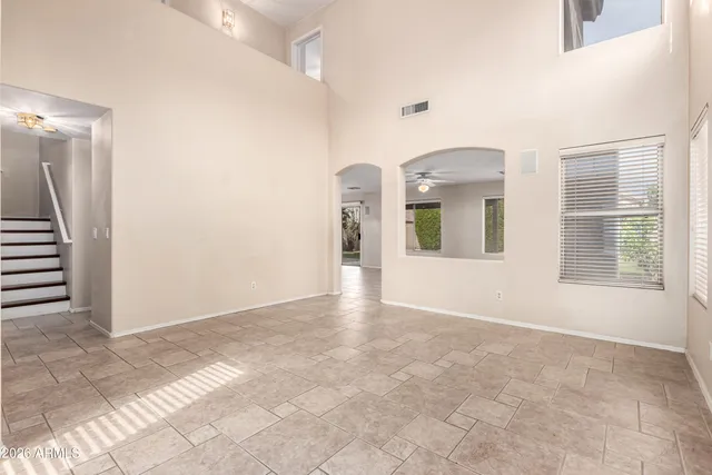 $550,000 | 886 West Windhaven Avenue, Gilbert, AZ 85233