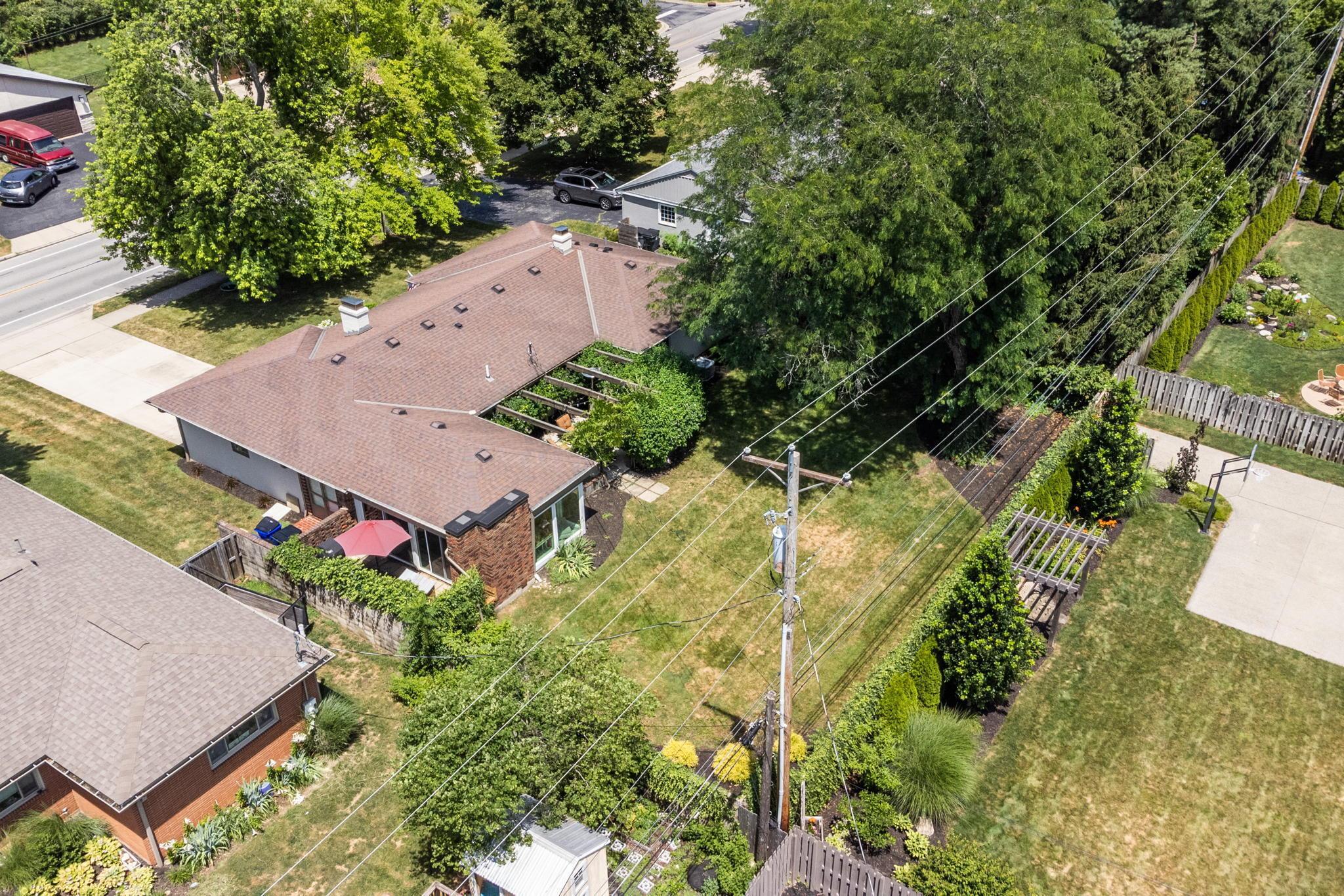 3996 Mountview Road Upper Arlington, OH 43220 - Photo 74 of 78 Back - Drone