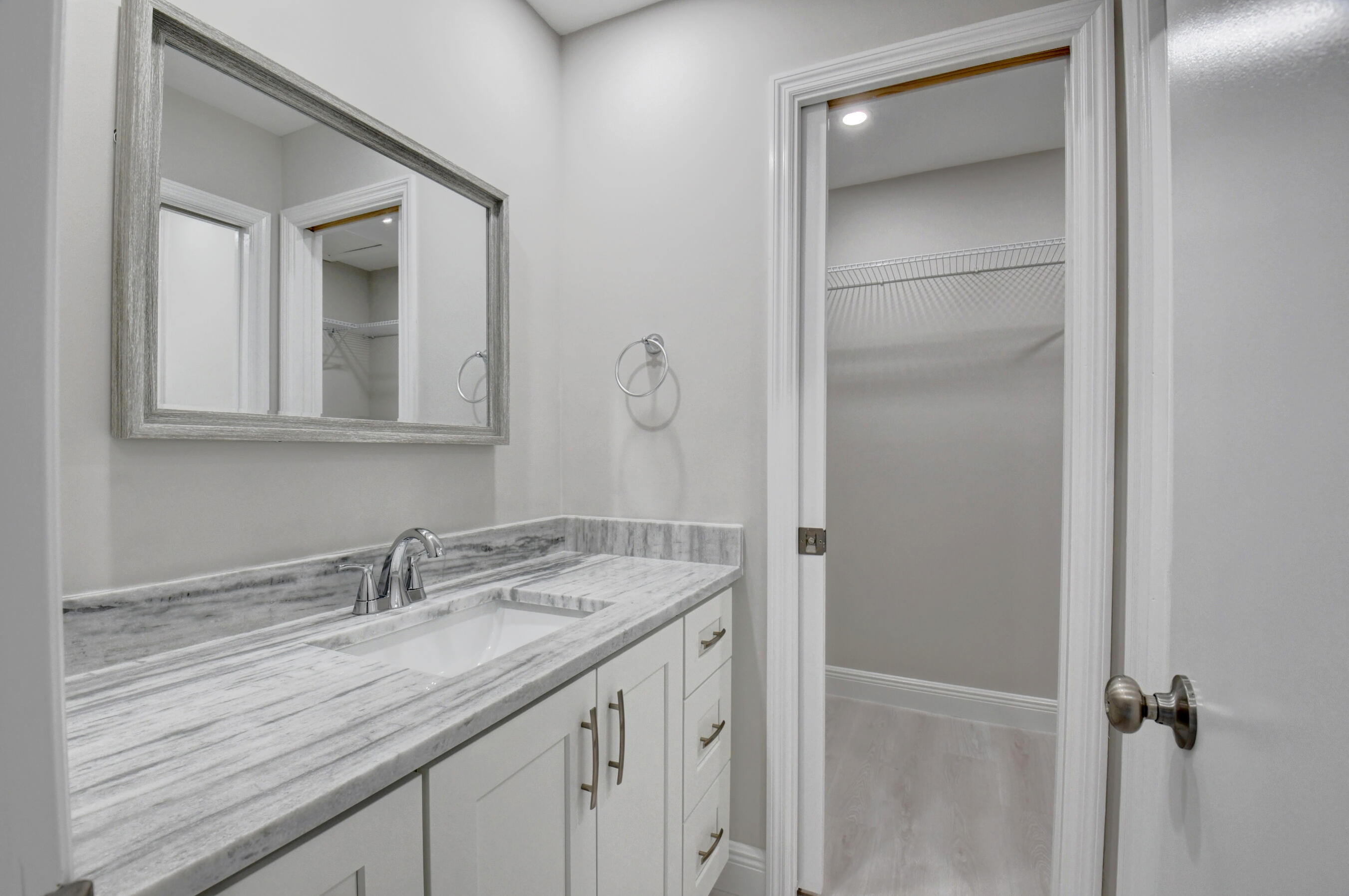 6613 Via Regina Boca Raton, FL 33433 - Photo 26 of 37 master bath