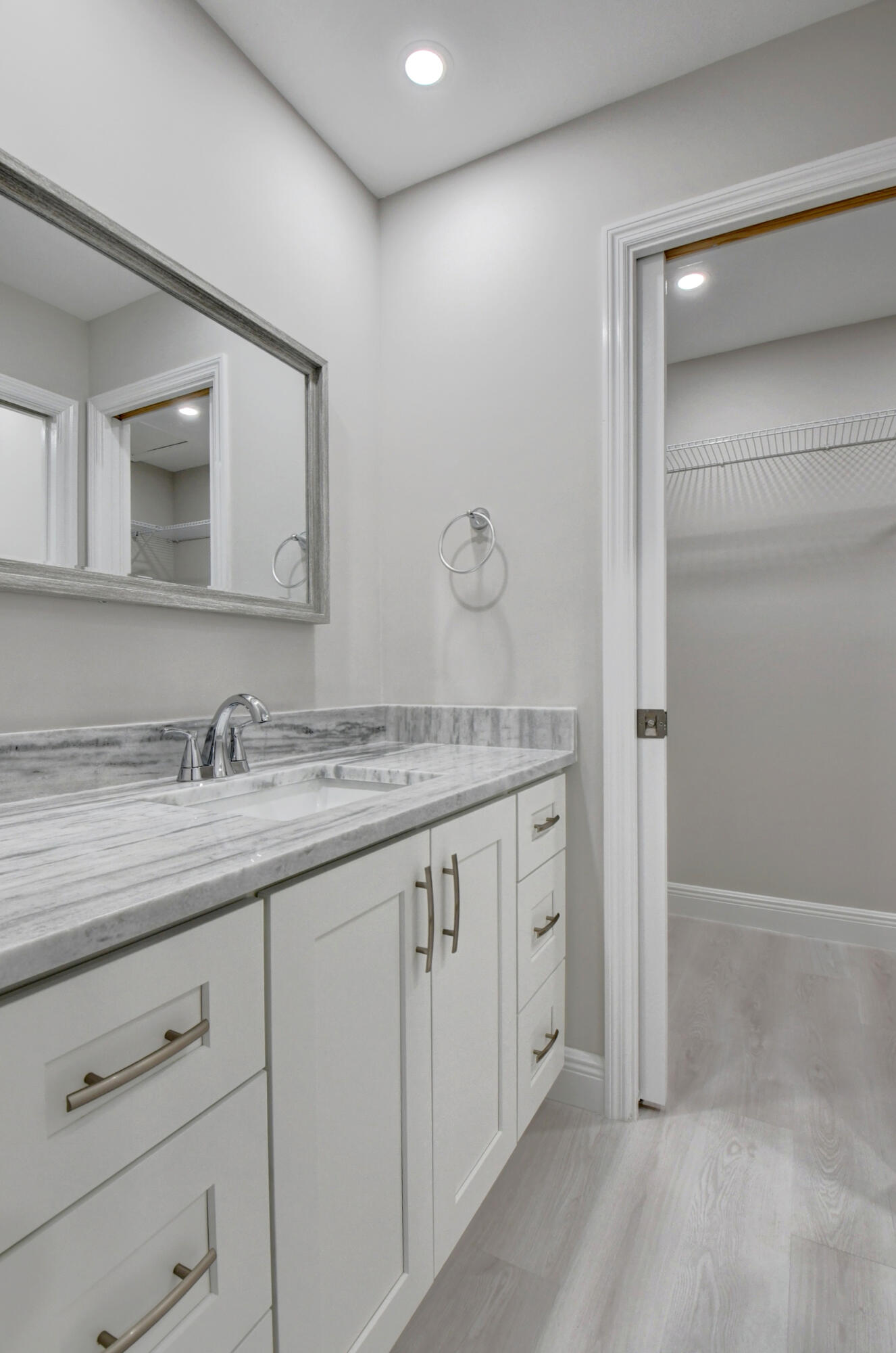 6613 Via Regina Boca Raton, FL 33433 - Photo 27 of 37 master bath