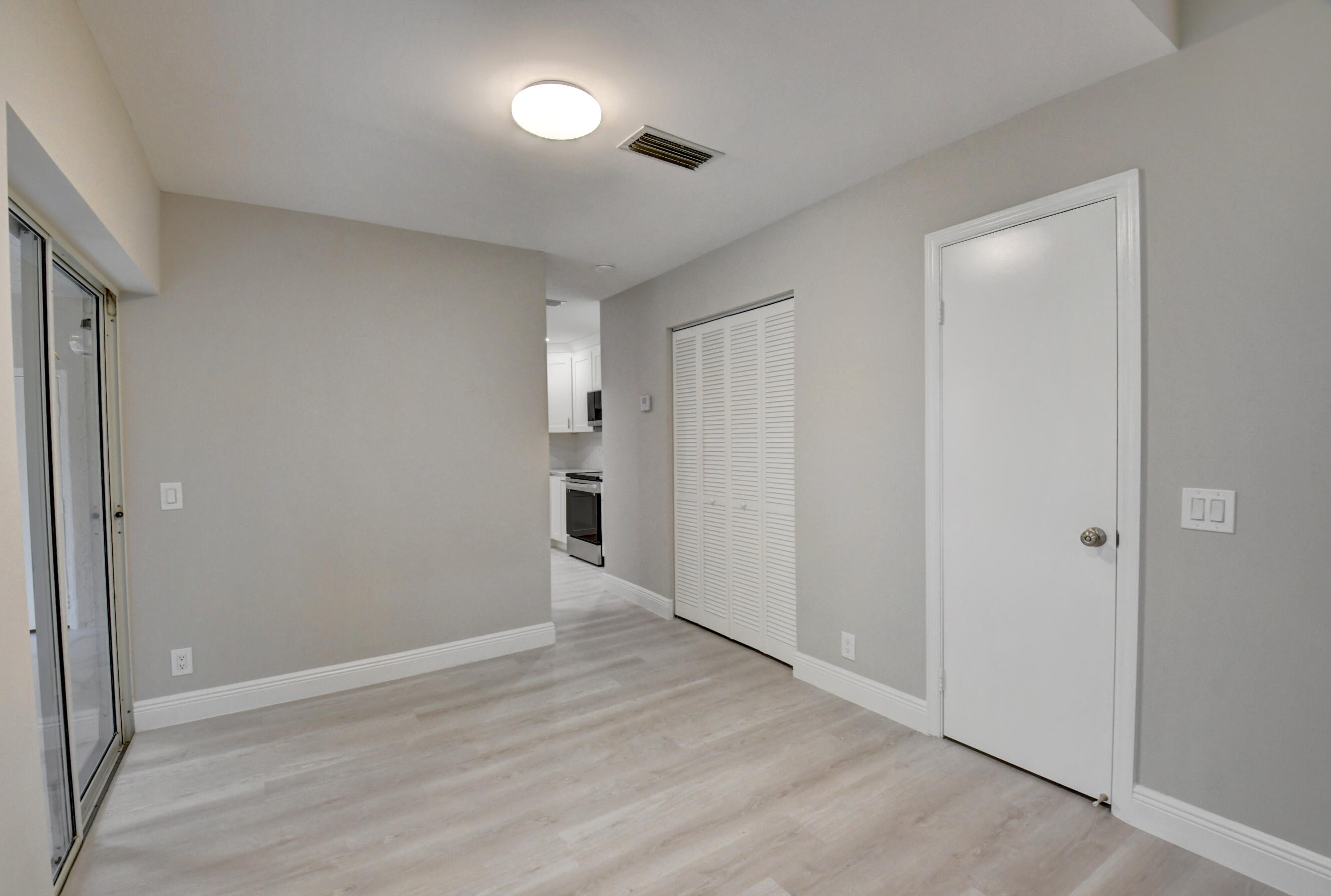 6613 Via Regina Boca Raton, FL 33433 - Photo 9 of 37 dining room