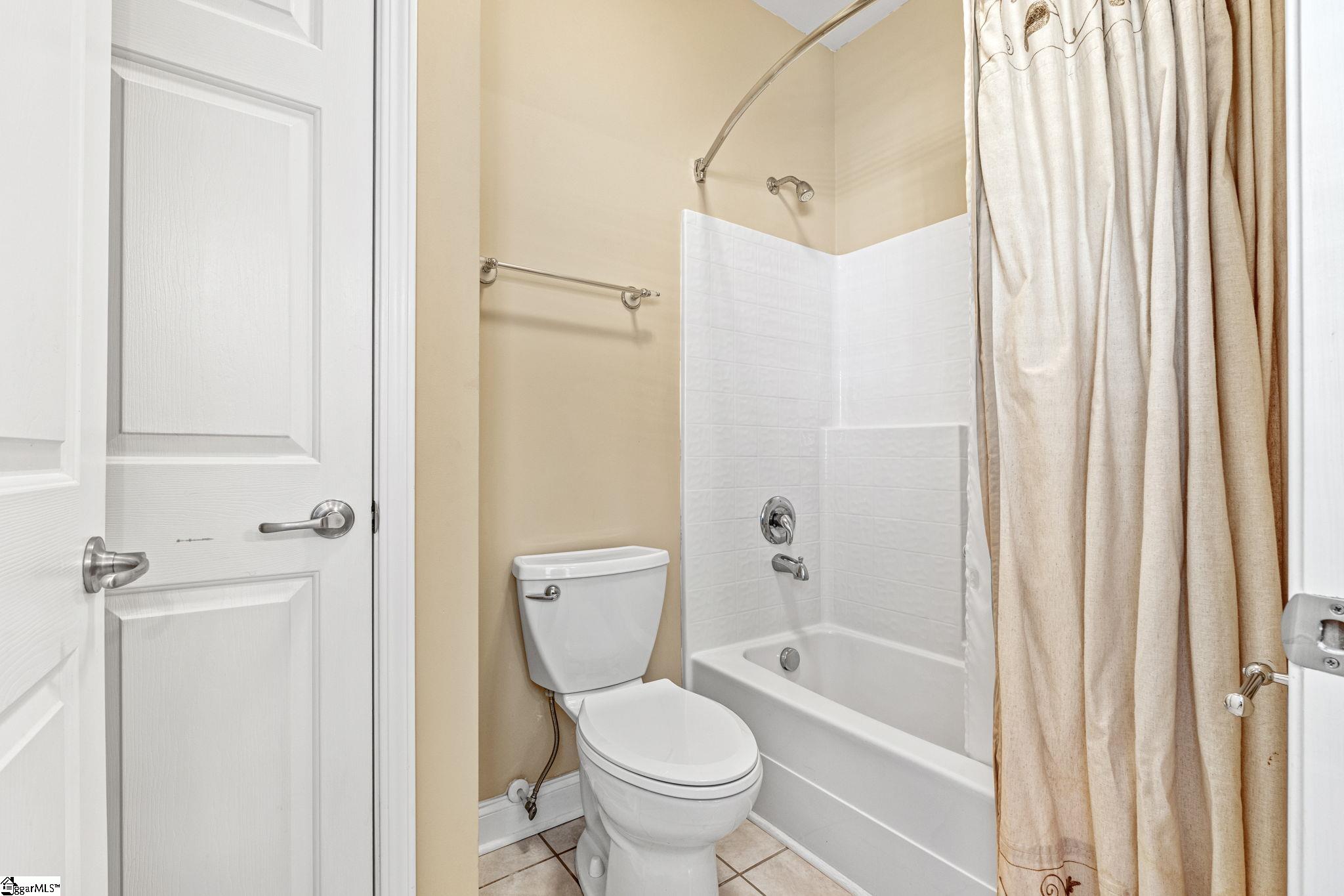 209 Ashworth Lane Greer, SC 29650 - Photo 17 of 50