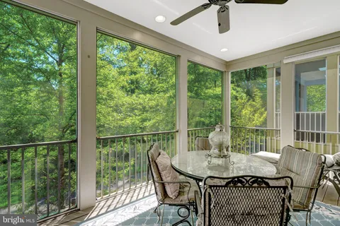 $899,000 | 6421 Beatles Lane, Alexandria, VA 22310