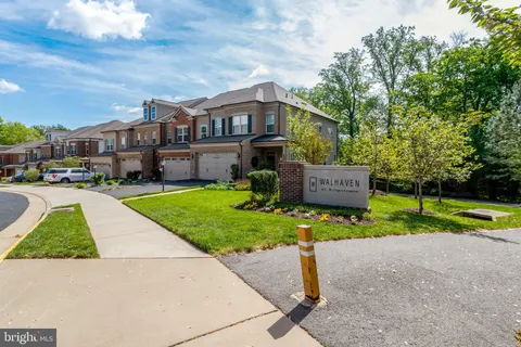 $899,000 | 6421 Beatles Lane, Alexandria, VA 22310