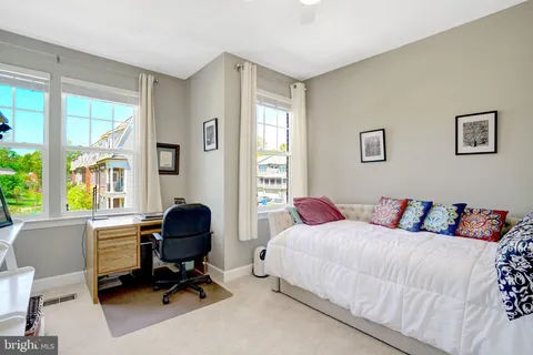 $899,000 | 6421 Beatles Lane, Alexandria, VA 22310