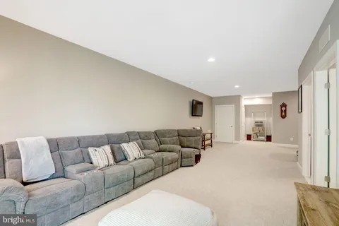 $899,000 | 6421 Beatles Lane, Alexandria, VA 22310