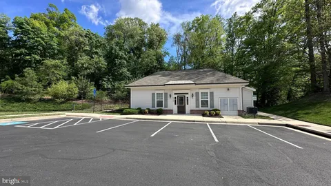 $899,000 | 6421 Beatles Lane, Alexandria, VA 22310
