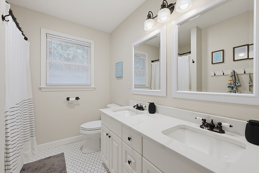 15 Applewood Road Norfolk, MA 02056 - Photo 22 of 42