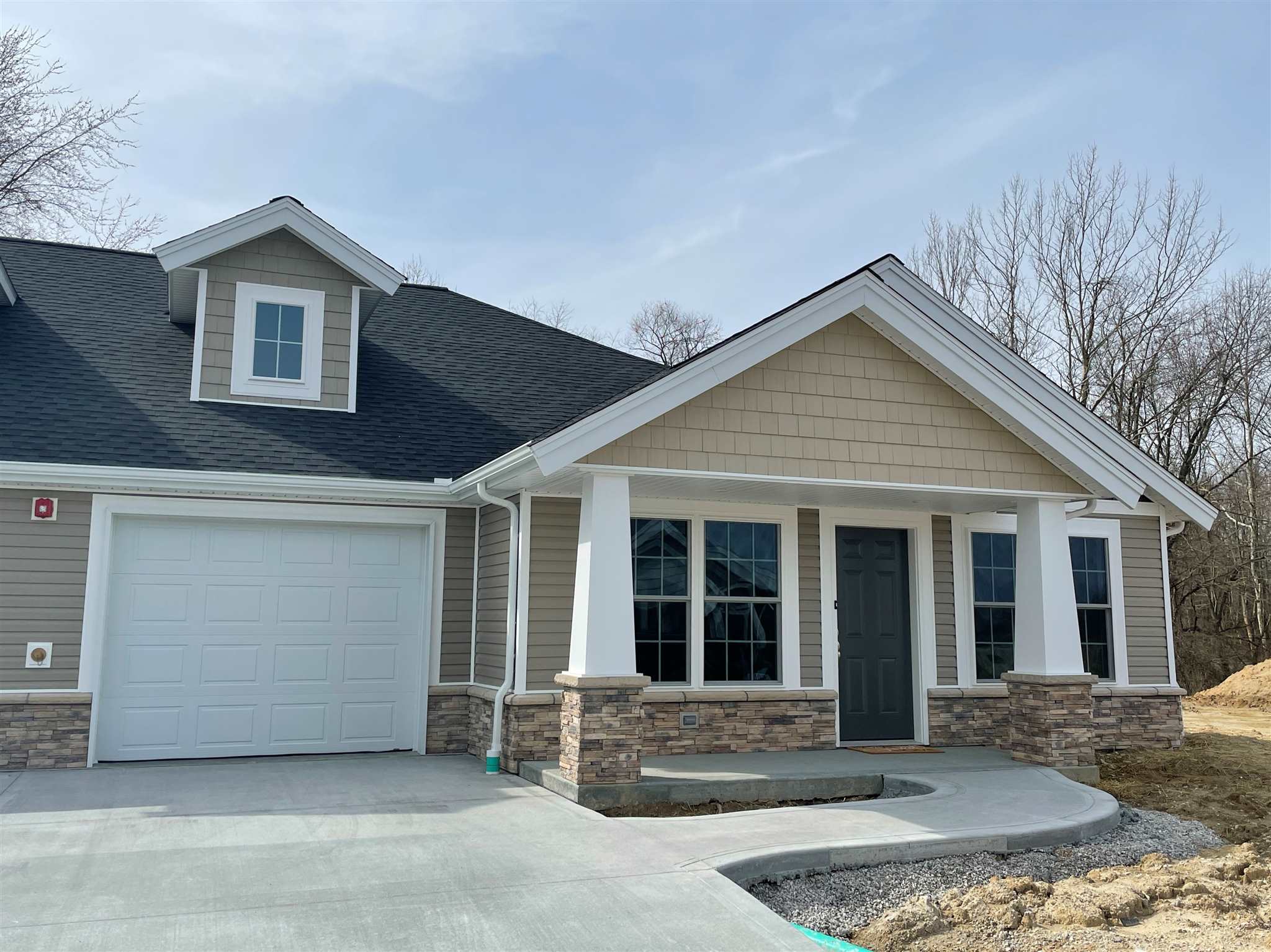 906 Reyling Drive, Unit 4 Jasper, IN 47546 - Photo 1 of 4 Gallery Image 1