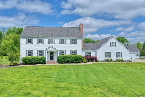 $690,000 | 1354 Hickory Trail, Carbondale, IL 62902