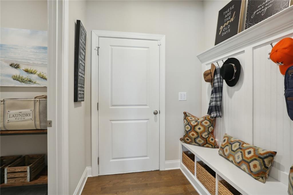 220 Lakeside Place Canton, GA 30114 - Photo 13 of 31