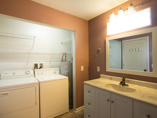 23 Random Terrace Ringgold, GA 30736 - Photo 19 of 36 Master bath & laundry closet