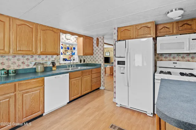 $199,900 | 28 Buyce Cross Road, Thurman, NY 12885