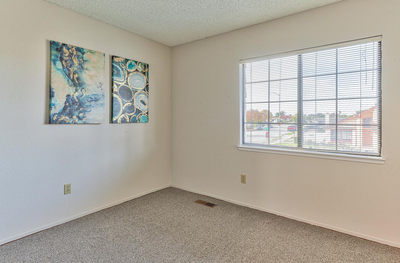 2 Geary Circle Salinas, CA 93907 - Photo 22 of 29 an empty room with a window