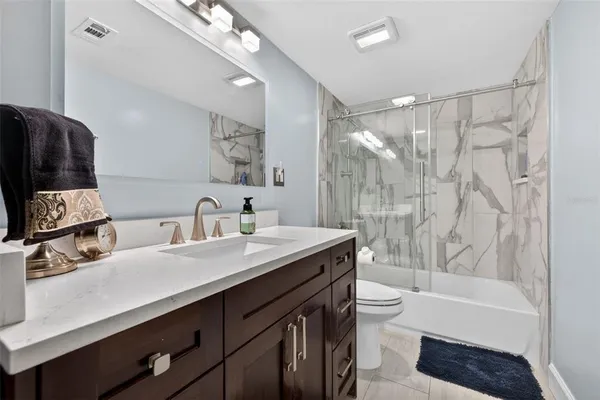 $375,000 | 6537 Cape Hatteras Way Northeast, Unit 1, St. Petersburg, FL 33702