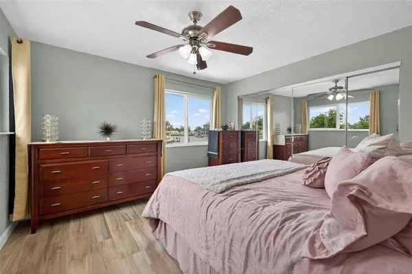 $375,000 | 6537 Cape Hatteras Way Northeast, Unit 1, St. Petersburg, FL 33702
