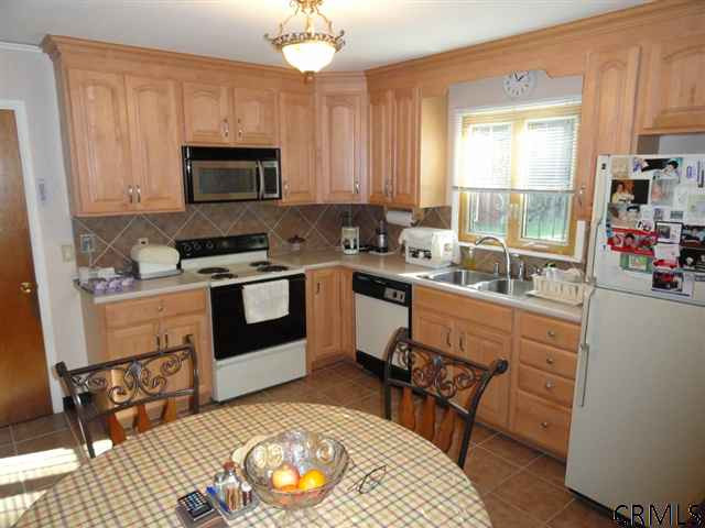 3156 Spawn Road Guilderland, NY 12303 - Photo 5 of 15 Photo 5