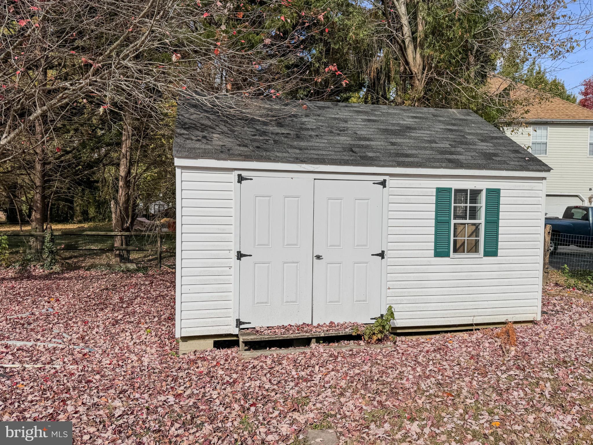 237 Cornwell Drive Bear, DE 19701 - Photo 4 of 16 Gallery Image 4