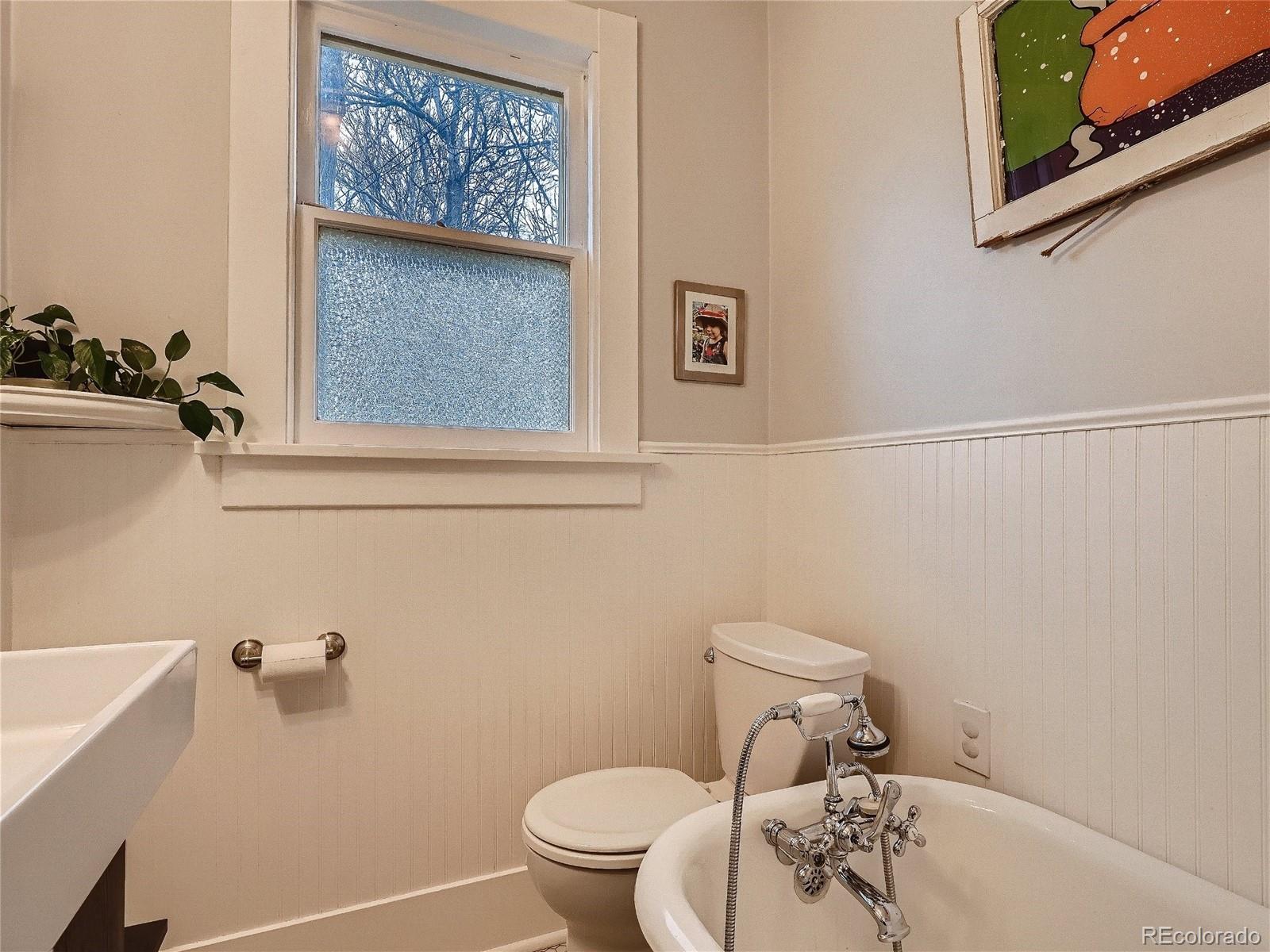 1675 Monroe Street Denver, CO 80206 - Photo 18 of 40