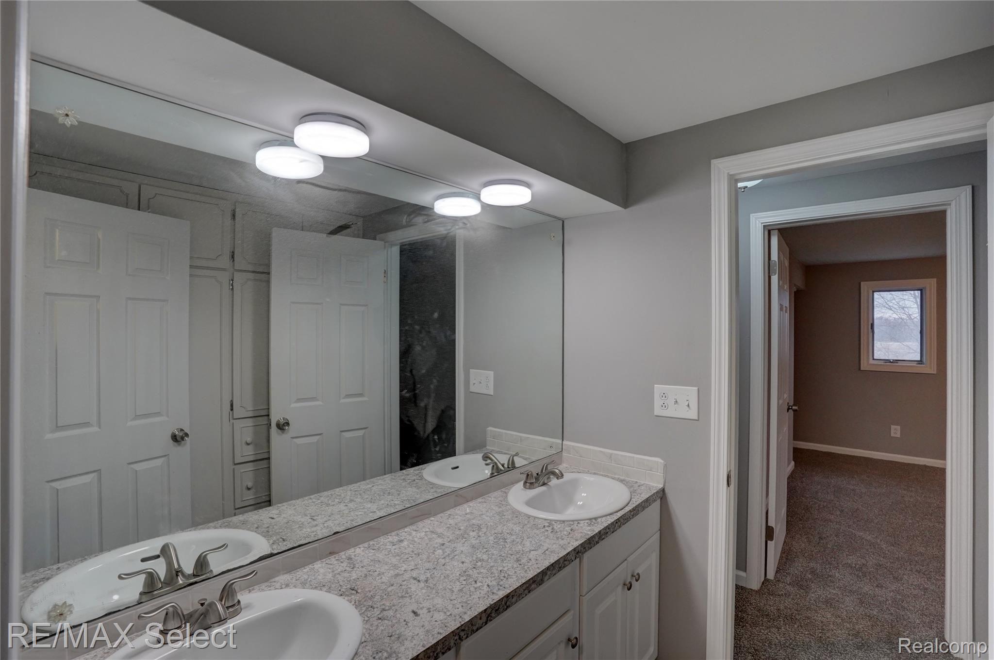 7082 Elms Road Flushing, MI 48433 - Photo 41 of 59 7082 Elms Road 43.jpg