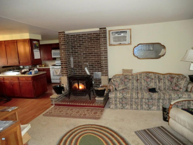 562 Rierson Road Bronson, MI 49028 - Photo 2 of 7 CIMG2999