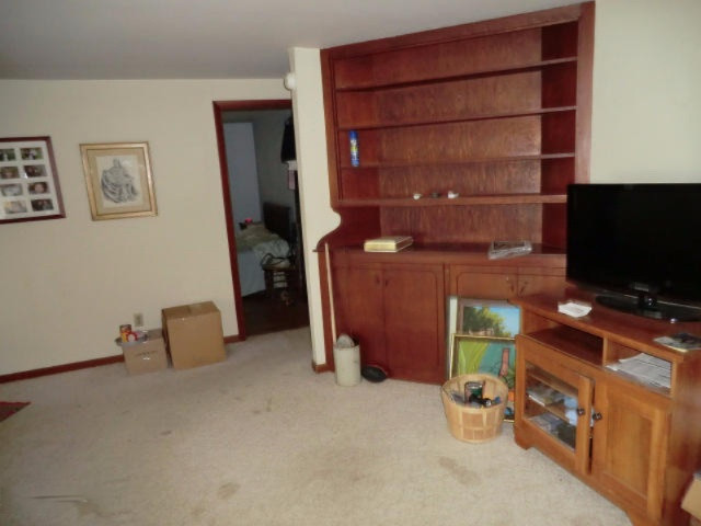 562 Rierson Road Bronson, MI 49028 - Photo 4 of 7 CIMG3001