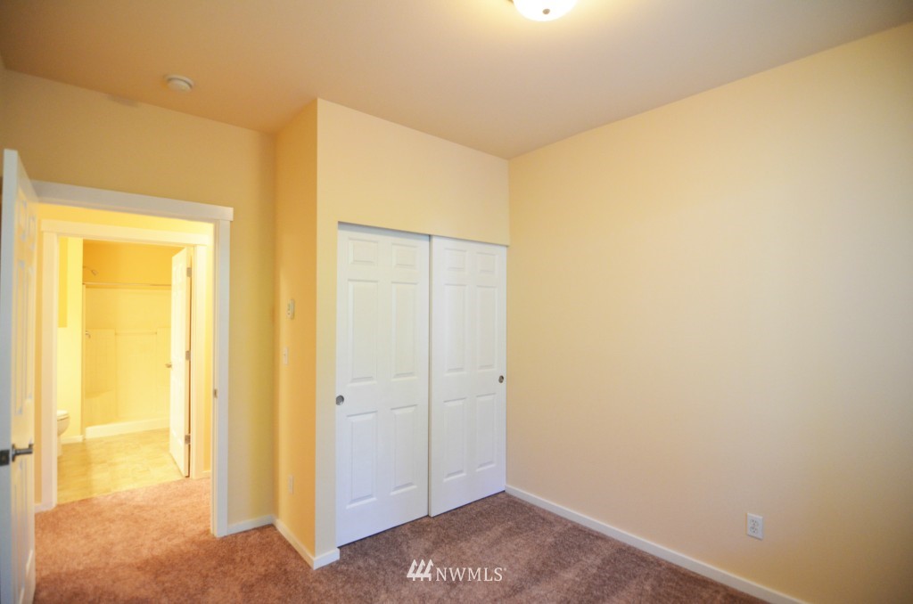 107 164th Street Southeast, Unit 2203 Bothell, WA 98012 - Photo 11 of 18