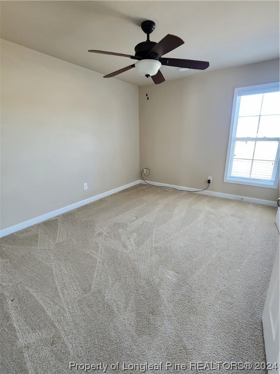 332 United Road Raeford, NC 28376 - Photo 22 of 31 a view of an empty room