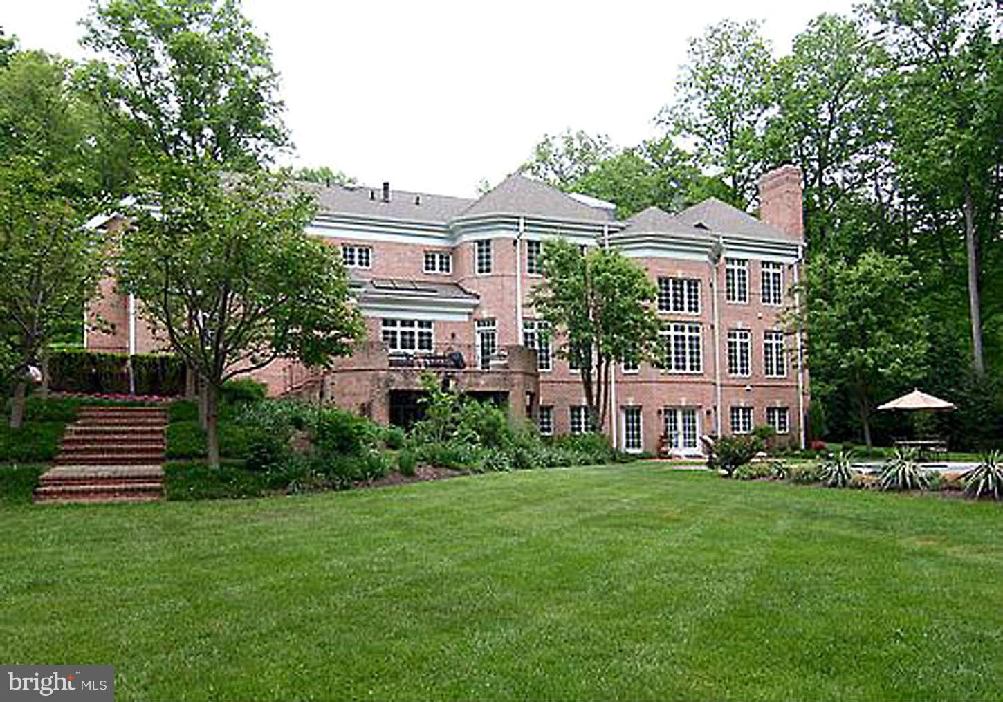 10384 Kingsbridge Road Ellicott City, MD 21042 - Photo 29 of 30 Exterior (Rear)