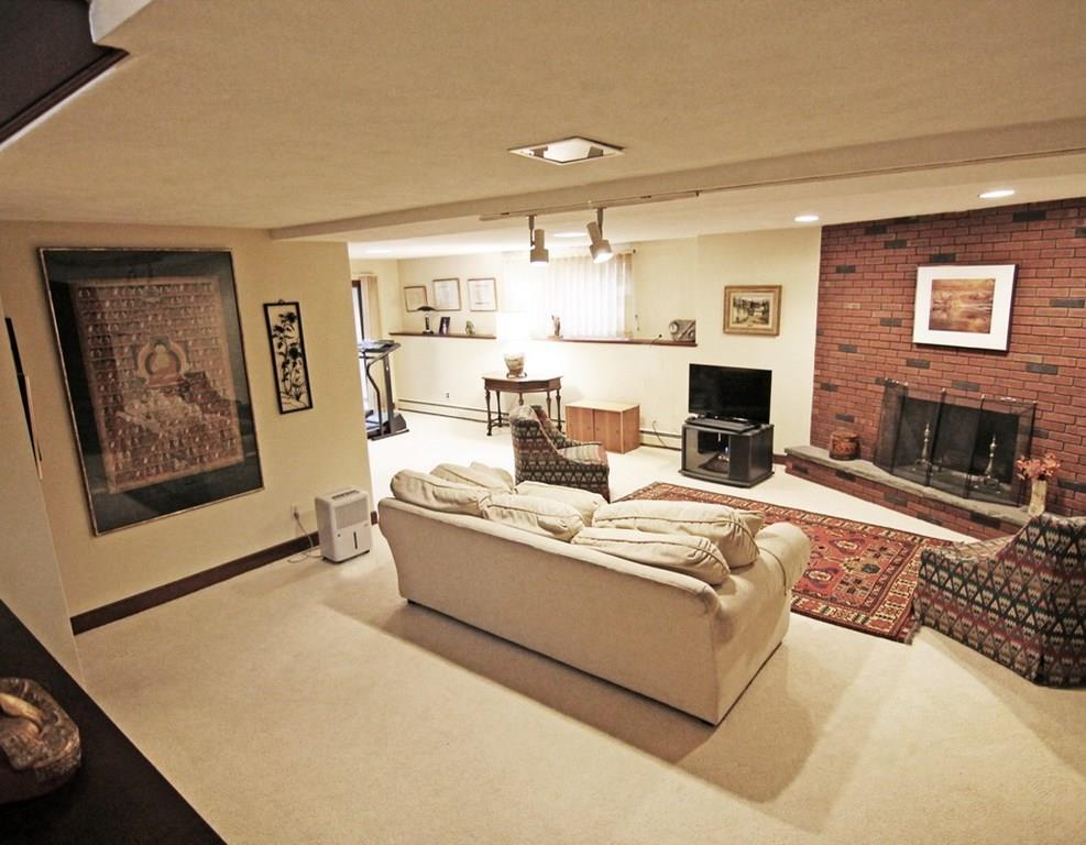 20 Heritage Drive Lexington, MA 02420 - Photo 19 of 27