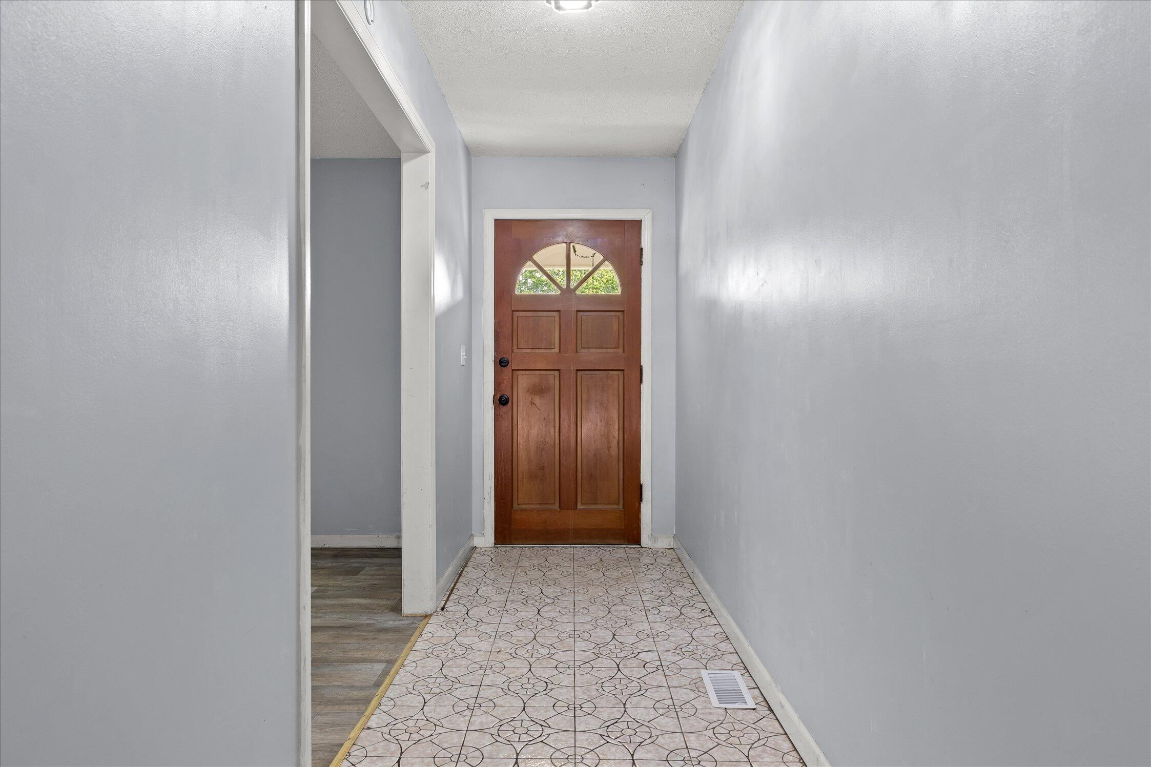 9128 Bramlett Road Harrison, TN 37341 - Photo 7 of 33 51-9128 Bramlett Rd-7