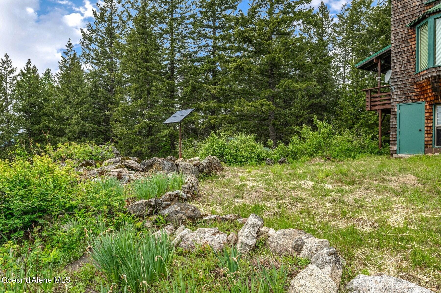 1298 Raven Ridge Road Sandpoint, ID 83864 - Photo 28 of 60 Natural Landscaping