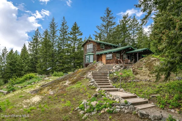 $549,000 | 1298 Raven Ridge Road, Sandpoint, ID 83864