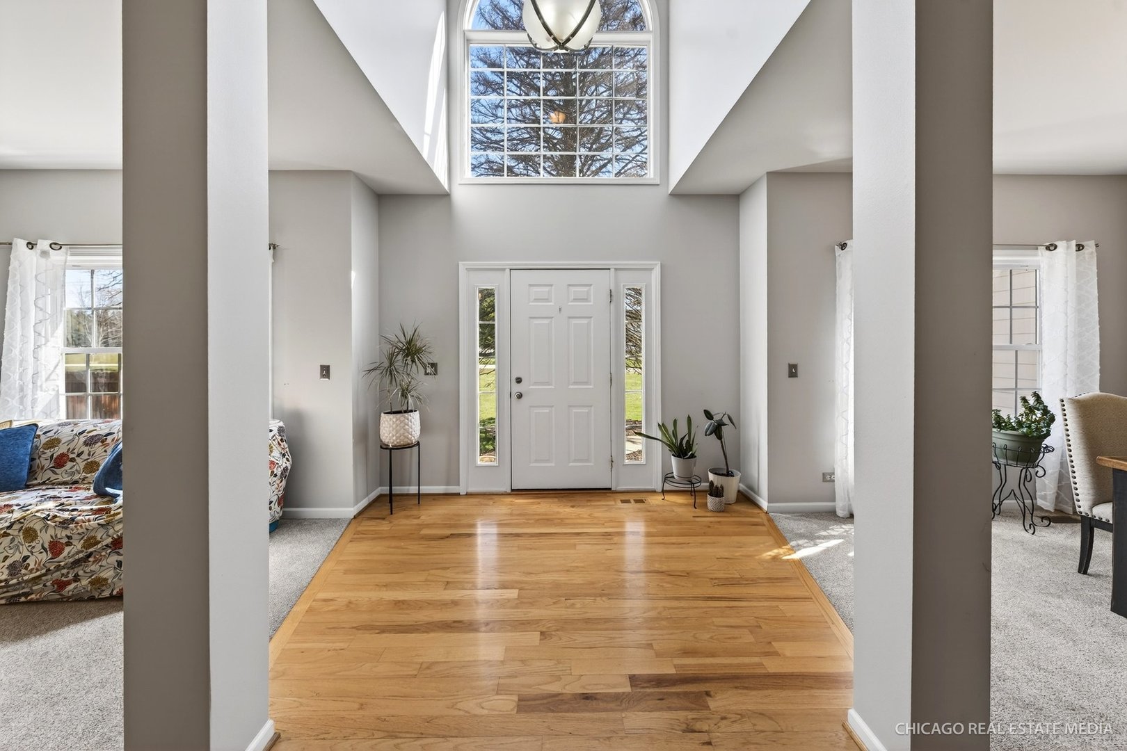 6119 Sands Road Crystal Lake, IL 60014 - Photo 2 of 49