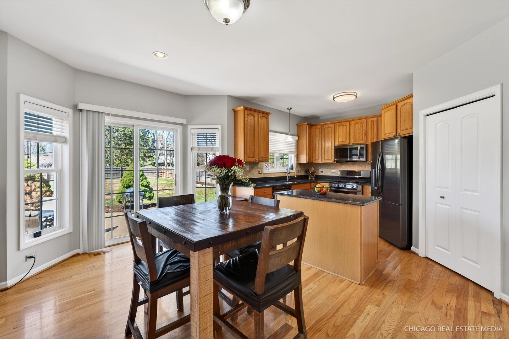 6119 Sands Road Crystal Lake, IL 60014 - Photo 4 of 49