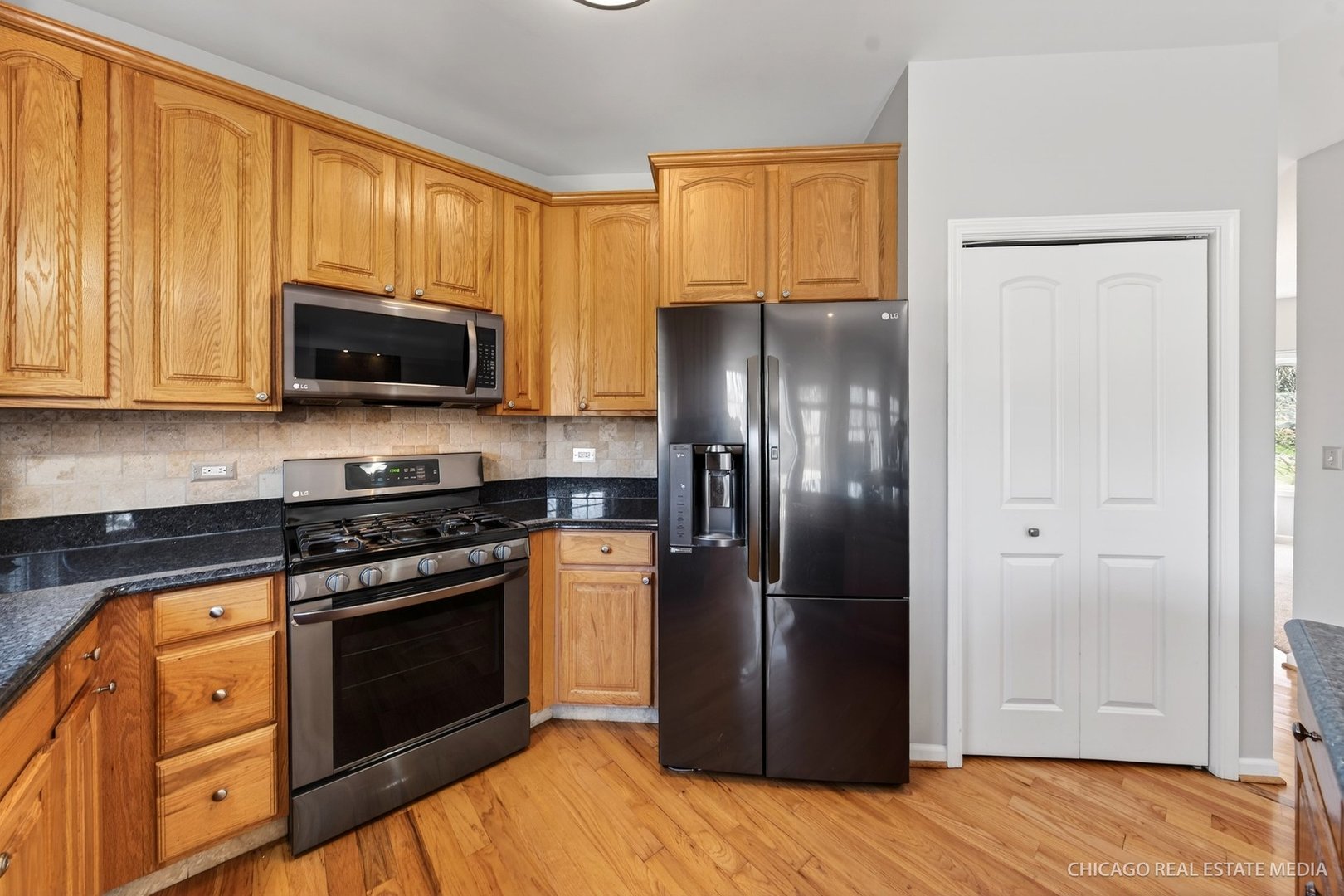 6119 Sands Road Crystal Lake, IL 60014 - Photo 7 of 49