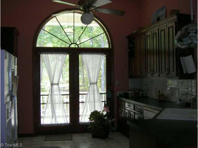 1015 Beckner Road Lexington, NC 27292 - Photo 4 of 9 Other. kitchen