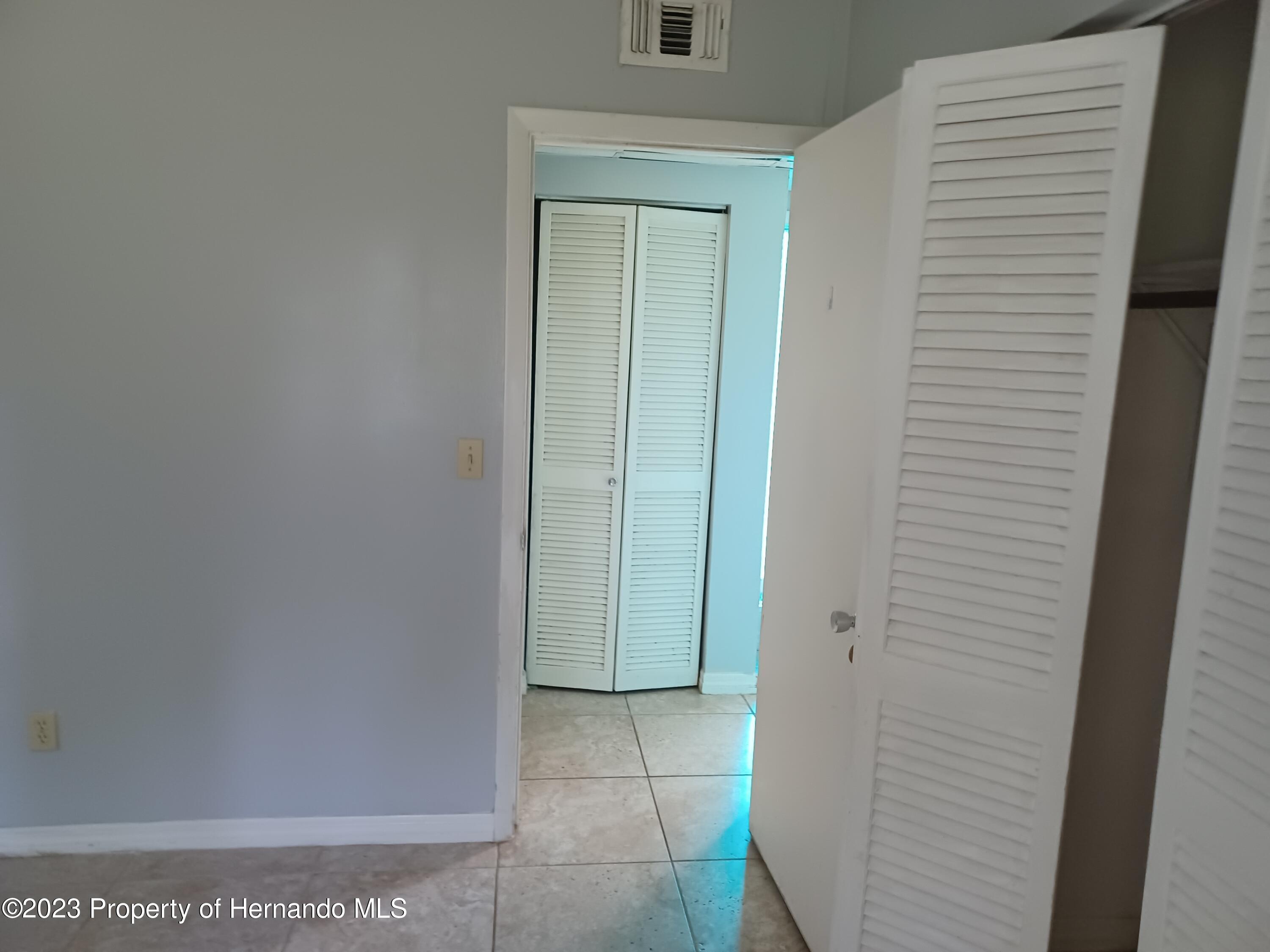 595 Swallow Lane Spring Hill, FL 34606 - Photo 17 of 24 20230721_124655