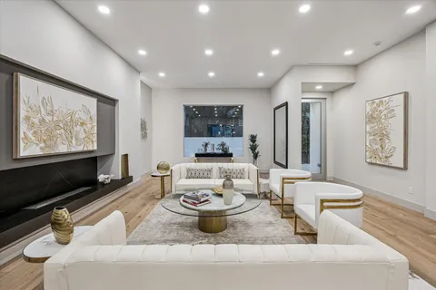 $2,799,000 | 2129 Quenby Street, Houston, TX 77005