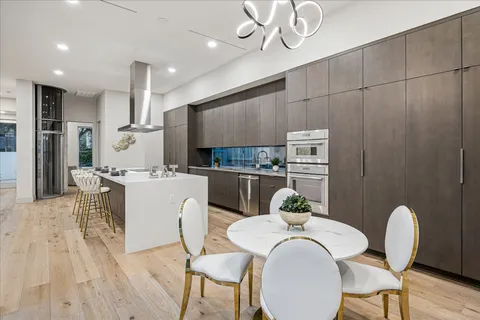 $2,799,000 | 2129 Quenby Street, Houston, TX 77005