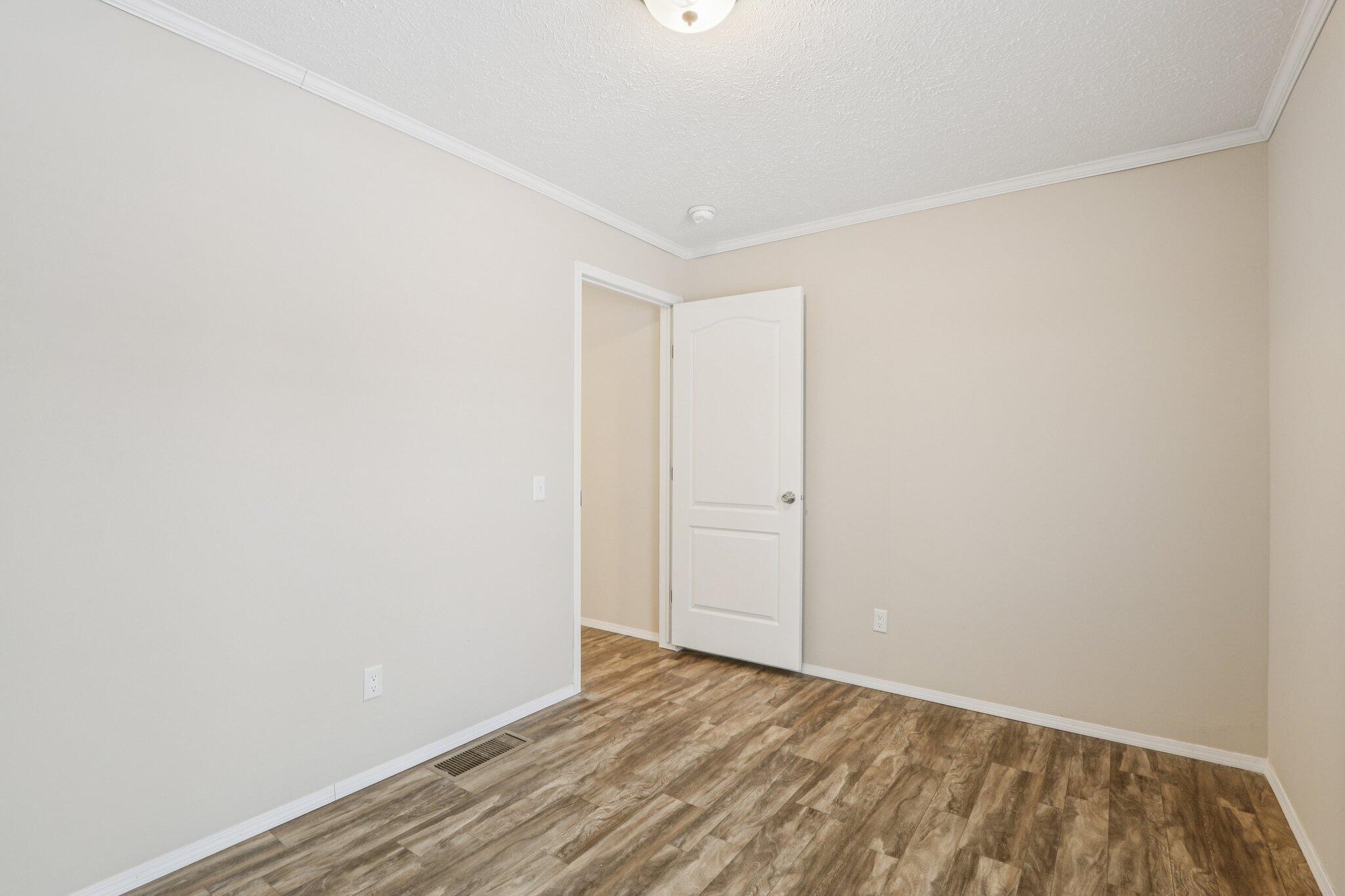 4704 47th Avenue Kenosha, WI 53144 - Photo 24 of 47 24-web-or-mls-47th Ave-S0312-024