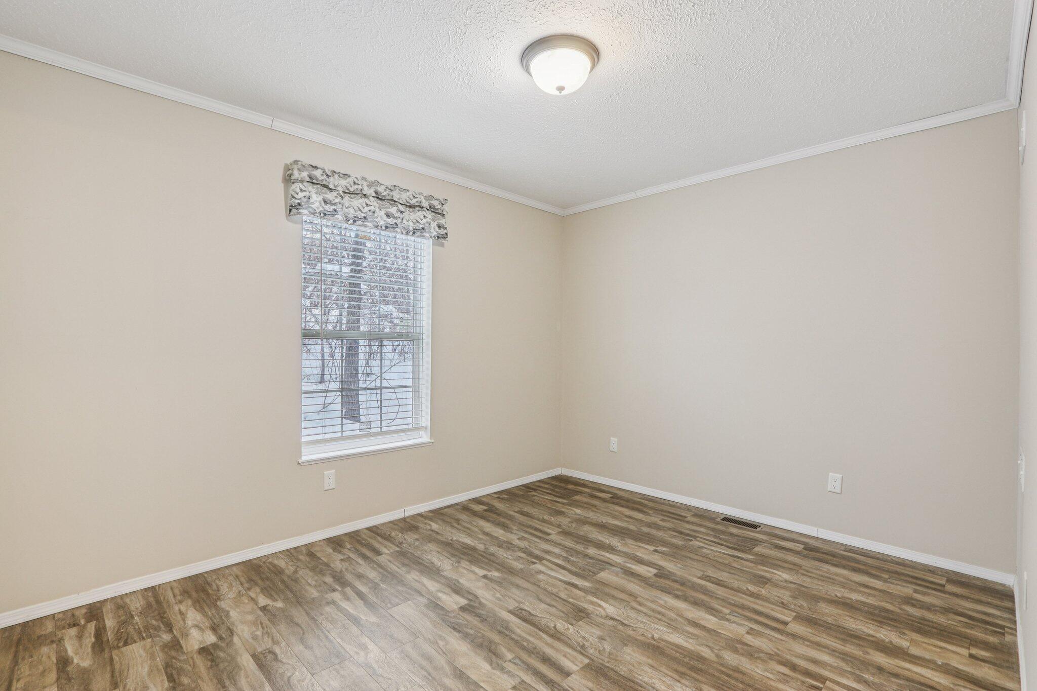 4704 47th Avenue Kenosha, WI 53144 - Photo 28 of 47 28-web-or-mls-47th Ave-S0312-028