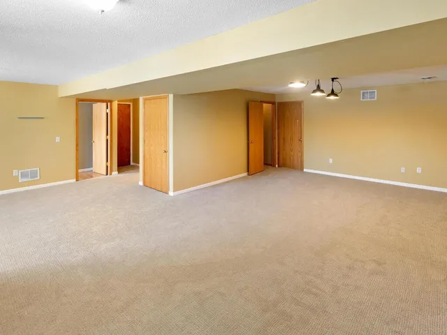 $340,000 | 18576 Euclid Path, Farmington, MN 55024