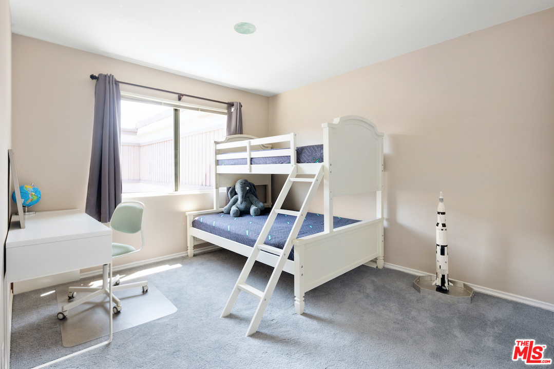 4425 Alla Road, Unit 2 Marina del Rey, CA 90292 - Photo 21 of 27