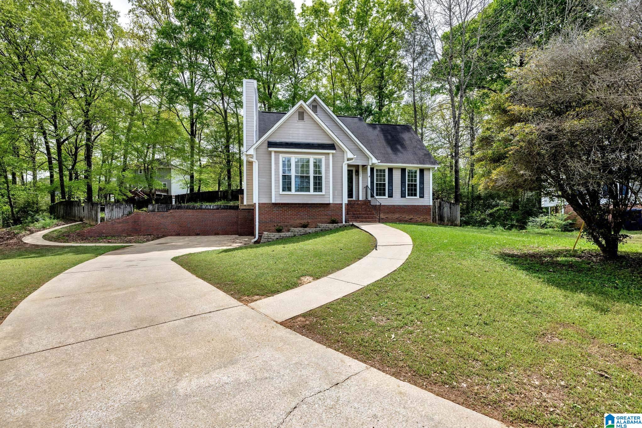 104 Comanche Circle Alabaster, AL 35007 - Photo 36 of 38